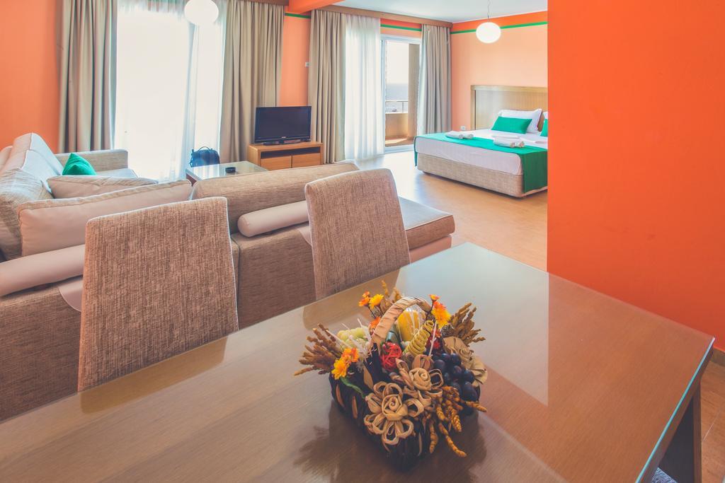 Apartments Deus Dobra Voda Dış mekan fotoğraf